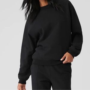 Gently used Alo heavy weight crew neck pullover